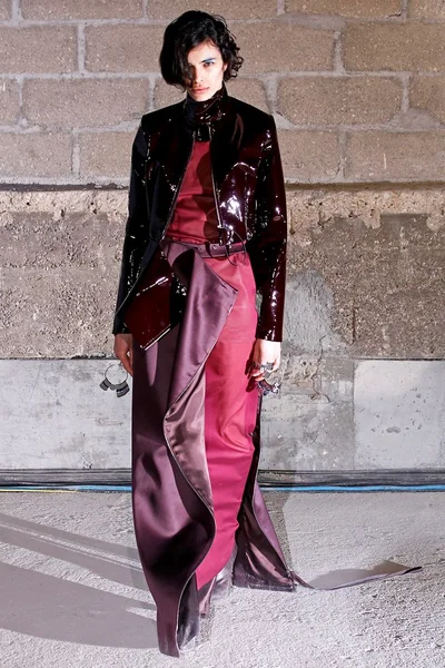 Look 25